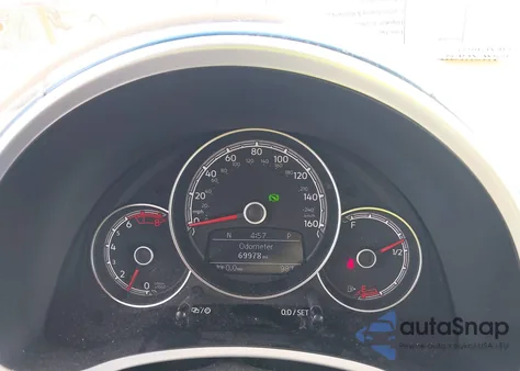 2019 Volkswagen Beetle 2.0T Se z USA, uszkodzony, nr VIN 3VWJD7AT4KM719372